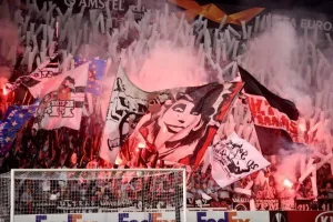 Eintracht Frankfurt: Όταν έκαναν απόβαση στο ΓΣΠ/ΦΩΤΟΣ 