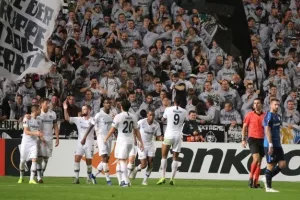 Eintracht Frankfurt: Όταν έκαναν απόβαση στο ΓΣΠ/ΦΩΤΟΣ 