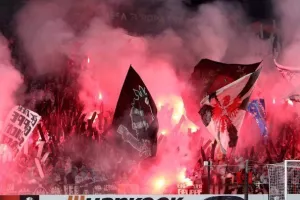 Eintracht Frankfurt: Όταν έκαναν απόβαση στο ΓΣΠ/ΦΩΤΟΣ 