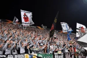 Eintracht Frankfurt: Όταν έκαναν απόβαση στο ΓΣΠ/ΦΩΤΟΣ 