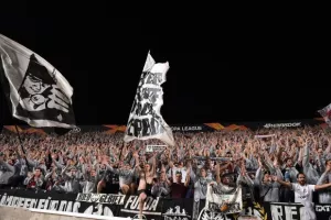 Eintracht Frankfurt: Όταν έκαναν απόβαση στο ΓΣΠ/ΦΩΤΟΣ 