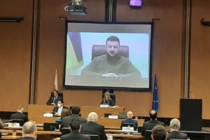 Έκλεισε τη σύνδεση μόλις είπε η Αννίτα για τουρκία!!!