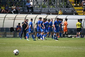 Χθες ντεμπούτο-γκολ στην Α' ομάδα, σήμερα χατ-τρικ και πρωτάθλημα! (φώτος)