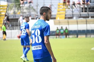 Χθες ντεμπούτο-γκολ στην Α' ομάδα, σήμερα χατ-τρικ και πρωτάθλημα! (φώτος)