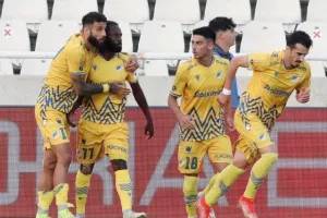 Επιστροφή-APOEL