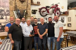 Σαλαμίνα/Τίμησαν τον Παναγιώτη Πέτρου