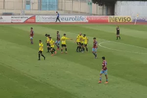 ΕΝΠ-ΑΣΙΛ: Χορταστικό ματς με... ζωγραφιές Χριστοφή (Φώτος) 