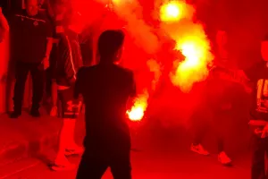 (ΒΙΝΤΕΟ-ΦΩΤΟΣ Kerkida) Πράσινη... ΤΡΕΛΑ στην Παπανικολή και η... νύχτα-μέρα!