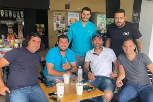 Μεγάλη παρέα.../Απόλλων