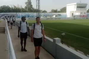 Η άφιξη της ΑΕΚ στο Δασάκι (φώτος)