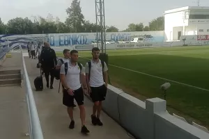 Η άφιξη της ΑΕΚ στο Δασάκι (φώτος)