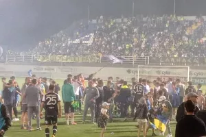 Ξέφρενο γλέντι στο Δασάκι! (φώτος)