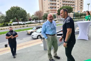 Εγκαίνια Άρη/Έκοψε την κορδέλα ο Μιχαηλίδης (φώτος)