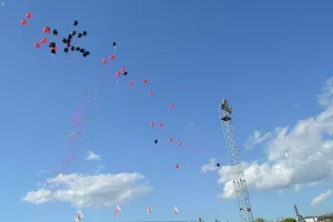Μπαλόνια και... ευρώ!