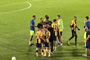 (Φώτος Kerkida) Το... φινάλε του Σάββα στην ΑΕΛ
