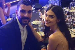 Πόζαραν... στο kerkida! (Φώτος)