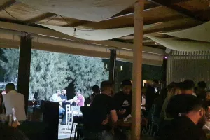 Γιόρτασαν την άνοδο στο "Παράγκα" (Φώτος Kerkida)