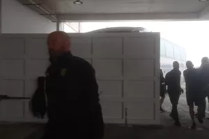 H άφιξη της ΑΕΚ στην Αρένα (φώτος)
