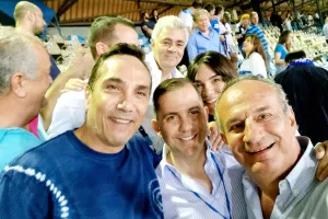 Ο... πρώην με τον νυν πρόεδρο! 