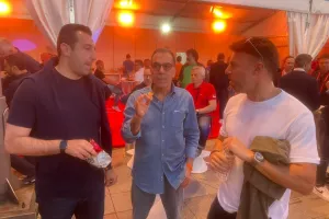 Με εκλεκτή παρέα/ΒΕΛΙΓΡΑΔΙ 
