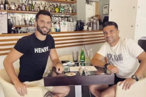 Ευχές από Νταβίντ... 