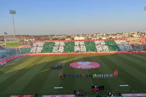 Η "πράσινη" υποδοχή στους ποδοσφαιριστές της Ομόνοιας! (βίντεο/φώτος)