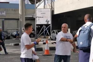 (ΦΩΤΟΣ/ΒΙΝΤΕΟ) Άφιξη και αποθέωση για τους πρωταθλητές 
