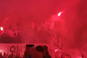 Η νύχτα - μέρα στην "Ανεξαρτησίας" για τους Champions! (φώτος/βίντεο)