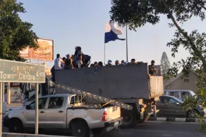 Με φουκού στο φορτηγό οι Απολλωνίστες! (φώτος/βίντεο)