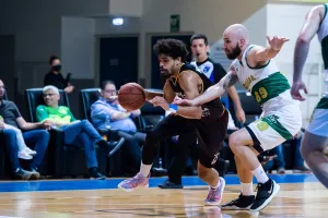 Έδειξε χαρακτήρα και... πήρε ξανά προβάδισμα η Πετρολίνα ΑΕΚ! (φωτός)