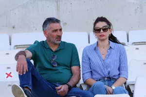 Στην κερκίδα για τον Μάριο...