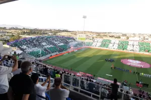 Έσπασαν... καρδιές και το ΚΥΠΕΛΛΟ στην Ομόνοια στα πέναλτι! (φώτος)