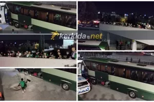 Ομόνοια/Το... σκηνικό κατά την αναχώρηση της αποστολής