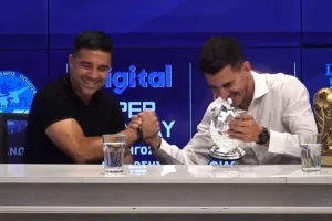 Δεν είναι μεταγραφή!