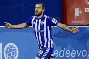 Καλτσάς...