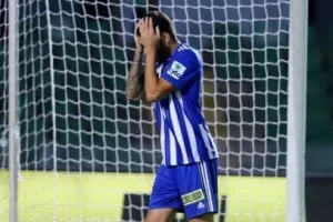 ANO/Με τρεις σίγουρες απουσίες στον "τελικό" 