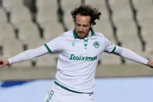 Μιξ: "Βραζιλιάνος σωτήρας/Έσκασαν... βόμβες"