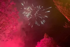 (ΒΙΝΤΕΟ-ΦΩΤΟΣ Kerkida) Πράσινη... ΤΡΕΛΑ στην Παπανικολή και η... νύχτα-μέρα!