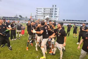 Το... σήκωσε η Καρμιώτισσα, το σήκωσε και ο Ρώσος επενδυτής! (ΒΙΝΤΕΟ/ΦΩΤΟΣ)