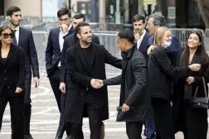 Το τελευταίο "αντίο" στον Μίνο Ραϊόλα (φώτος)