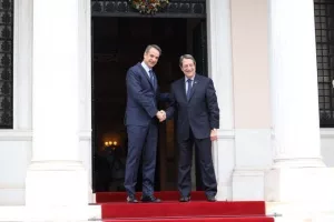 Νίκαρος με "Μήτσο"