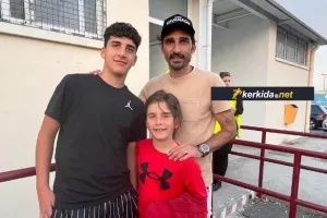 Ηλίας με τους... λεβέντες του!