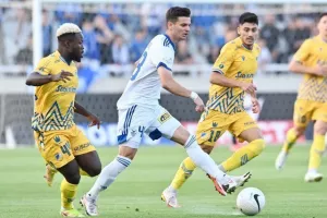 ΑΠΟΕΛ - Ανόρθωση: Όλα ανοιΧτά για το Champions League... (φώτος)