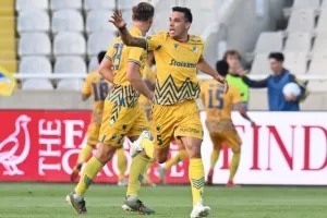 ΑΠΟΕΛ - Ανόρθωση: Όλα ανοιΧτά για το Champions League... (φώτος)
