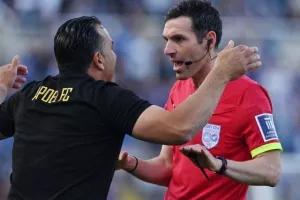 ΑΠΟΕΛ - Ανόρθωση: Όλα ανοιΧτά για το Champions League... (φώτος)