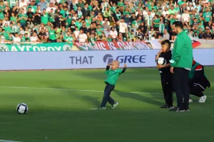 (ΒΙΝΤΕΟ) Συγκίνηση στο ΓΣΠ- Ο μικρός Ηράκλης σκόραρε και έγινε... χαμός!