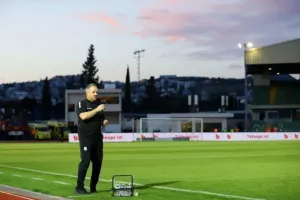 Απόλλων - ΑΠΟΕΛ: Πήρε το κρισιμότερο, "αγγίζει" το πρωτάθλημα! (φώτος)
