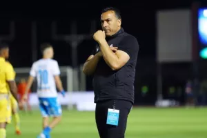 Απόλλων - ΑΠΟΕΛ: Πήρε το κρισιμότερο, "αγγίζει" το πρωτάθλημα! (φώτος)