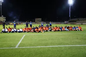 (ΒΙΝΤΕΟ) Πάρτι με τον κόσμο! 