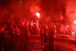 (ΦΩΤΟΣ/ΒΙΝΤΕΟ) "Κάηκε" η Λεμεσός για τους πρωταθλητές! 
